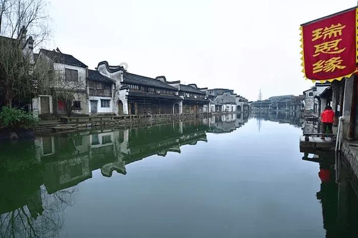 孩子做作业时,家长是否要坐在边上陪着?-企业解决方案,领先科技